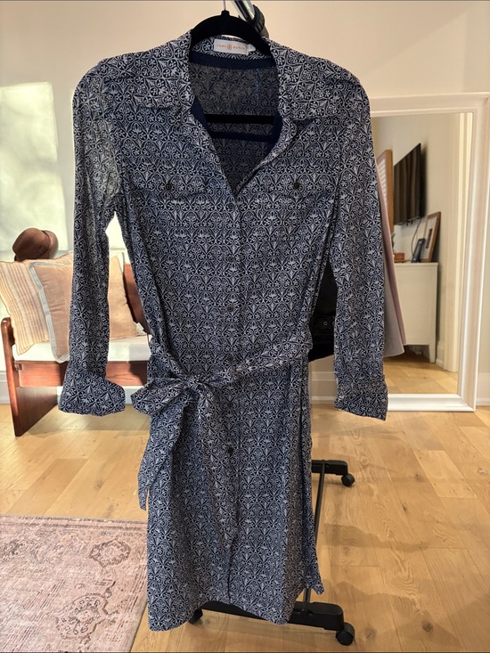 Tory Burch Dresses & Skirts - Tory Burch Navy and White Printed Long-Sleeve Shirt Dress with Tie Waist